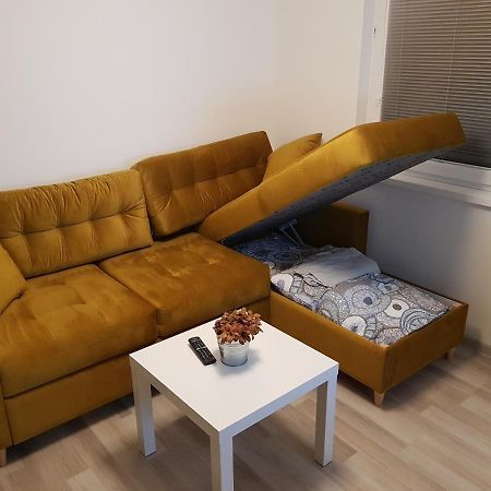 1+1 Znojmo Appartement Buitenkant foto