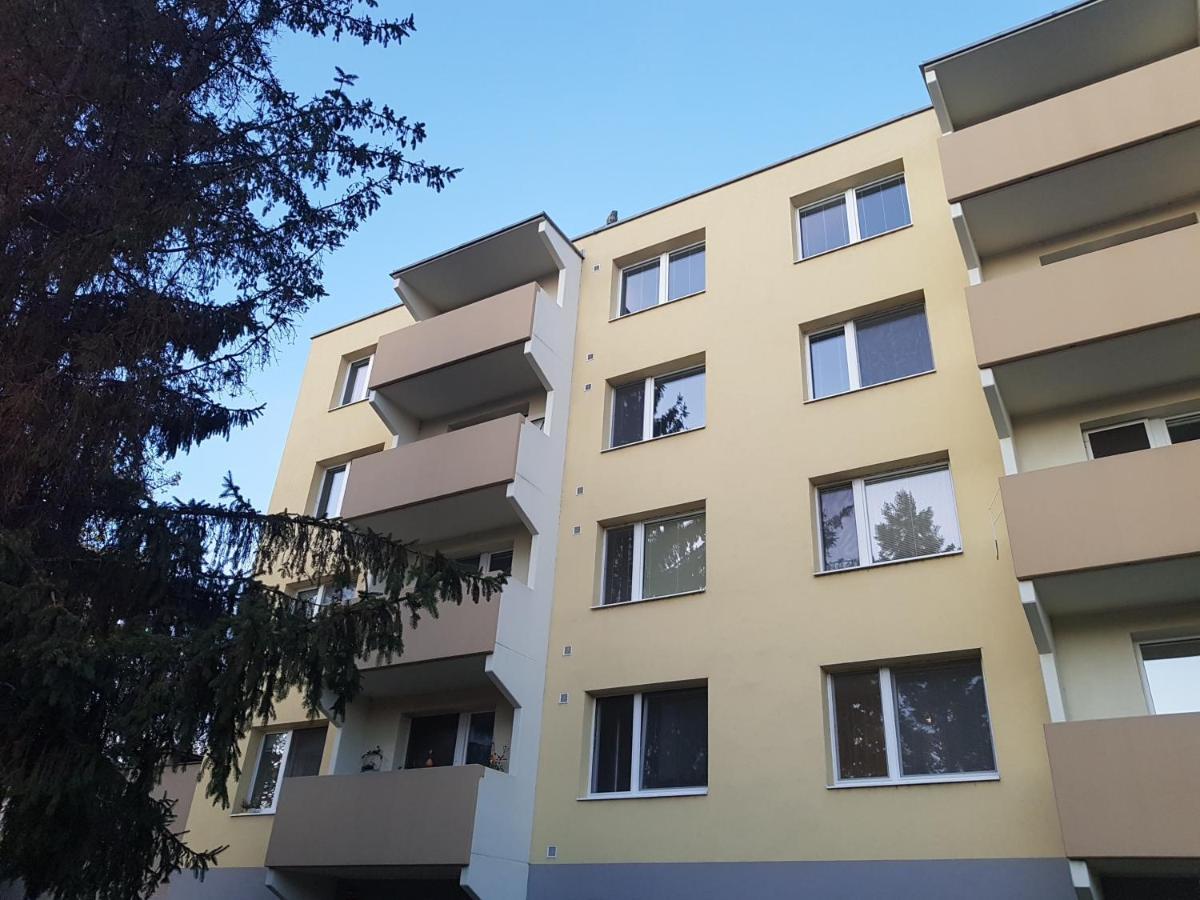 1+1 Znojmo Appartement Buitenkant foto