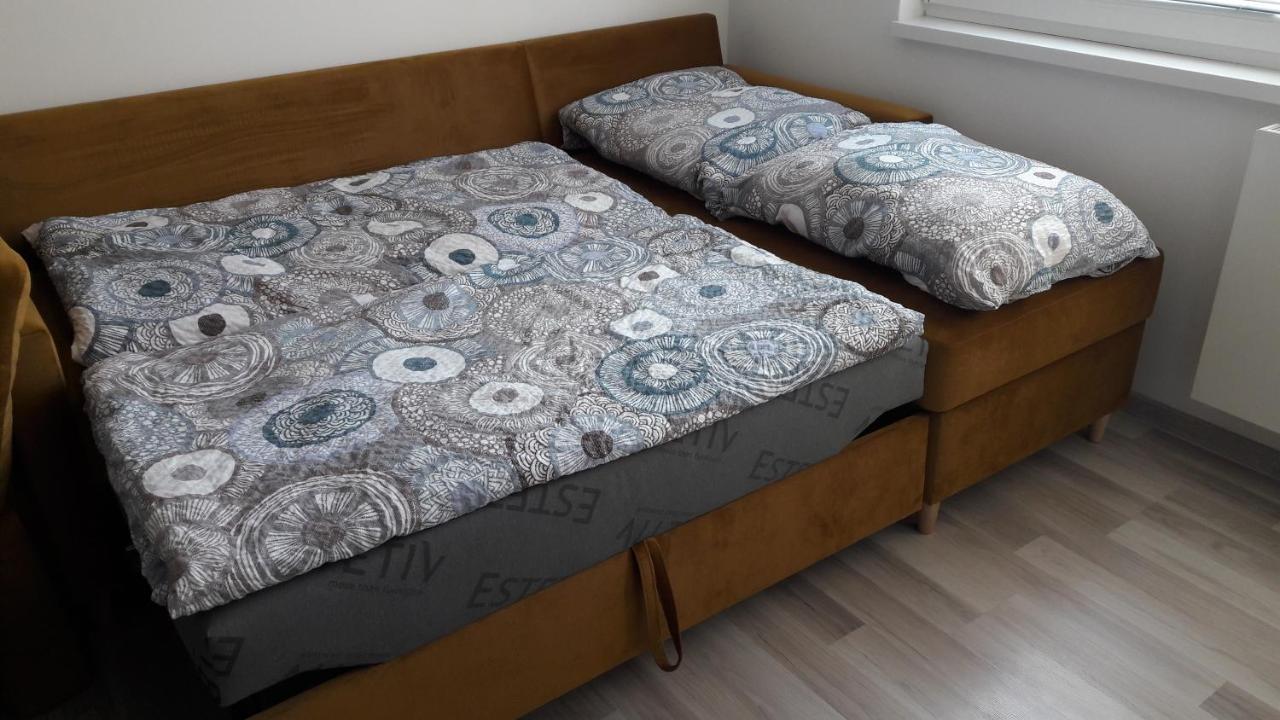 1+1 Znojmo Appartement Buitenkant foto